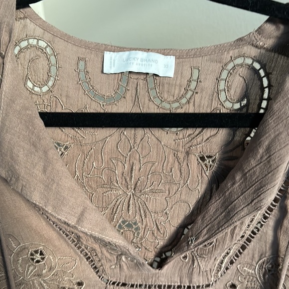Lucky brand blouse. - Picture 3 of 3